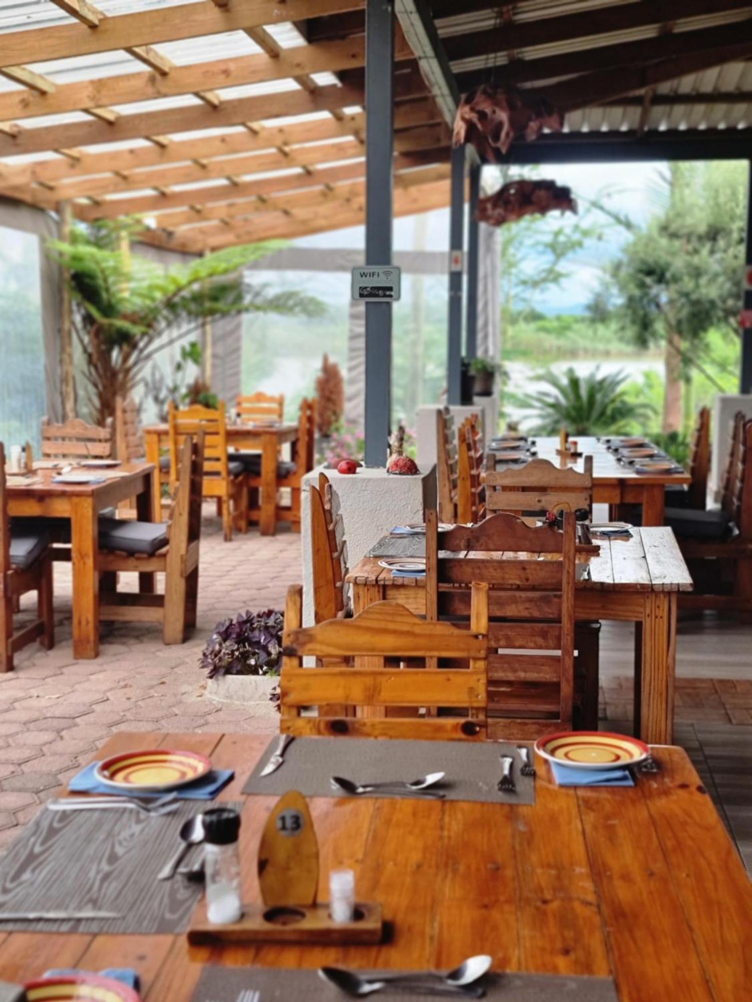 Goggas Nest Bnb & Restaurant Matsapha Exterior foto